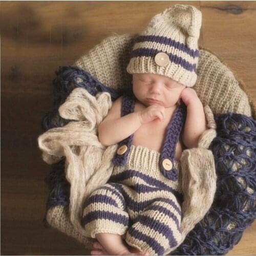 Christmas Photography Props Handmade Crochet Toddler Beanie With Striped Overalls New Born Props Studio Shooting Costume Outfits