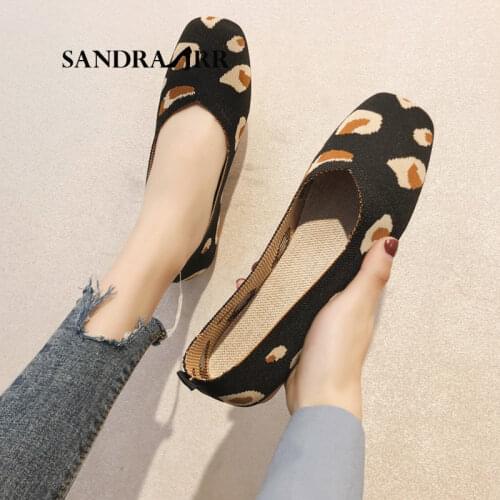 SANDRA JRR Women's Slip-ons