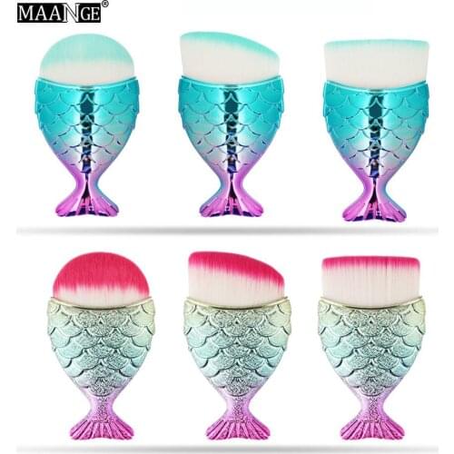 1Pcs Lovely Mermaid Foundation Powder Blending Makeup Brush Contour Blush Cosmetic Beauty Make Up Brushes Tool Maquiagem gift