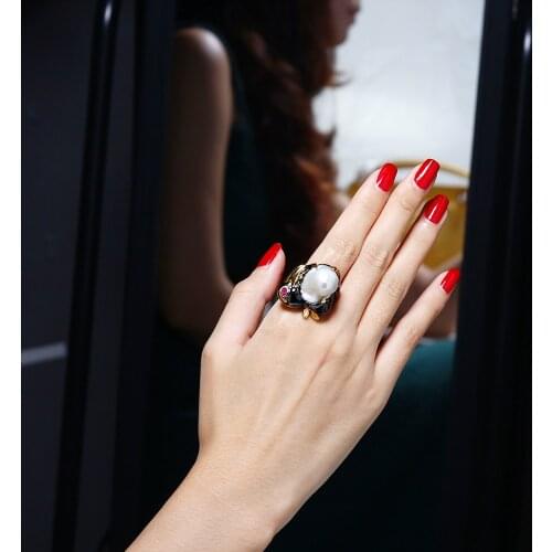 100% Irregular Shape Natural Water Pearl ring Black color with Red Cubic Zirconia Fantastic luxury big Rings for women jewelry