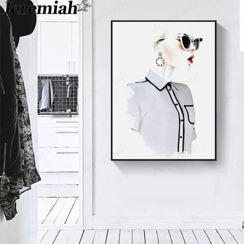 Fashion Girl Canvas Painting Uniform Sunglasses Character Poster Wall Art Nordic Home Living Room Salon Decoration Accessories