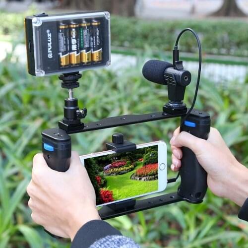 PULUZ Live Broadcast Smartphone Cage Video Rig Filmmaking Recording Handle Stabilizer Bracket for iPhone ,Galaxy,Huawei,Xiaomi