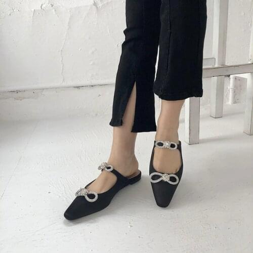 Elegant Women Slippers Round Toe Black Beige Satin Slides Casual Slippers Bow Rhinestone Design Flats Heeled Slip On Rhinestone