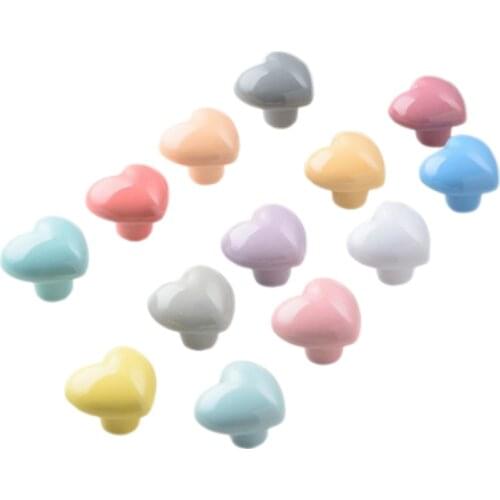 Ceramic hand-in-hand childrens room hand-in-hand simple cabinet drawers handle love-shaped hand-holding furniture accessories