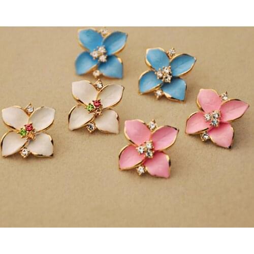 4 Leaf Flower White Black Blue Pink Colors for Selecting Crystal Golden Stud Earrings for Women Trendy piercing Jewelry
