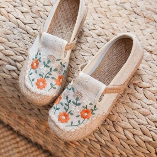 New Arrival Wpomens Shoes for 2021 Summer Chinoiserie Linen embroider Flowers Patterns Females Sandals Ladys Hemp Rope Shoes