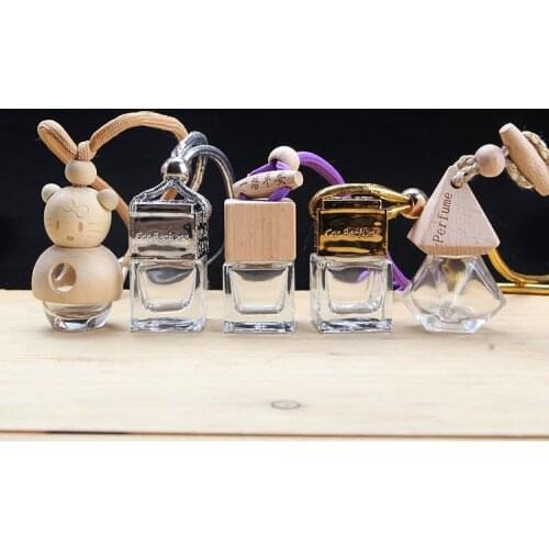 A variety of optional Empty bottles Car perfume pendant Car ornaments Automotive interior Articles