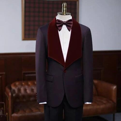 2021 Black Mens Suits Burgundy Velvet Lapel Groom Tuxedos Groomsmen Wedding Party Dinner Men Latest Designs Best Man Suits