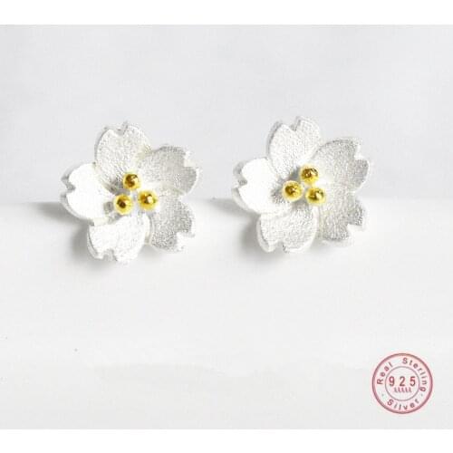 925 Sterling Silver Japanese Fashion Simple Peach Blossom Two-Color Cherry Blossom Earrings Girls Day Party Jewelry Accessories