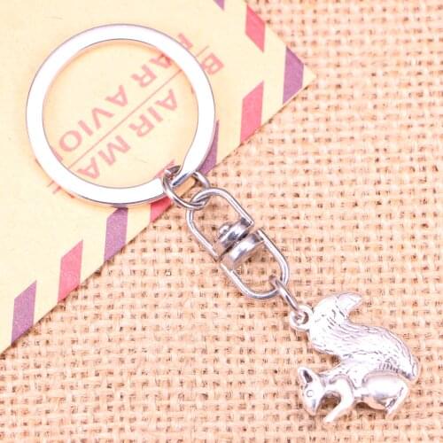 New Fashion Keychain 21x21mm double sided squirrel Pendants DIY Men Jewelry Car Key Chain Ring Holder Souvenir For Gift