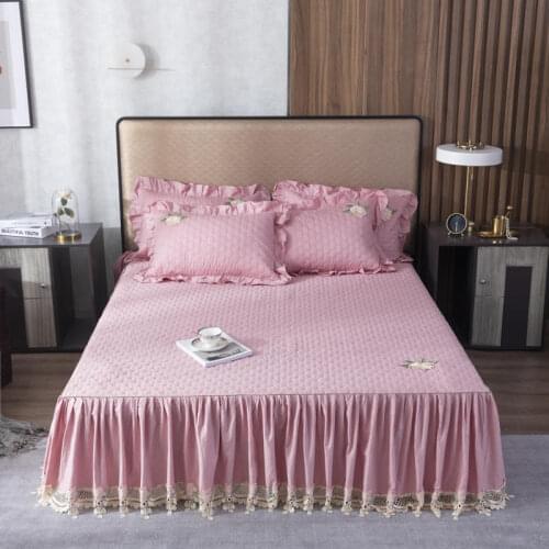 2020 new products Thickened cotton quilting Decal Bed spread Fitted Sheet Pillowcases 2/3 pcs Embroidered lace princess bedding