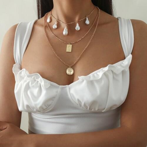Punk Style Multilayer Link Chain Gold Necklace Big White Baroque Pearl Portrait Charm Choker Fashion Clavicle Necklace for Women