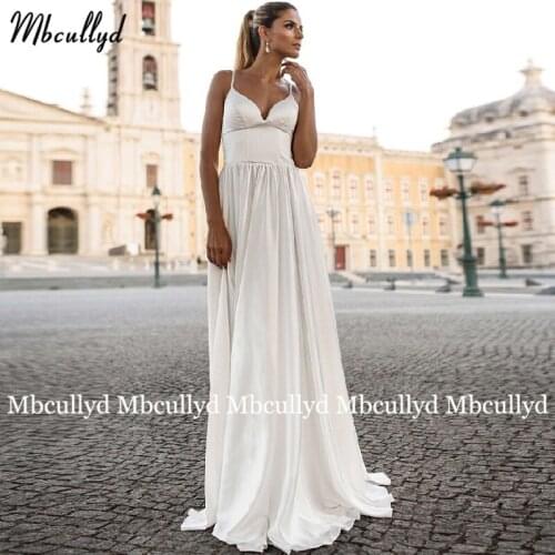 Mbcullyd V Neck Boho Wedding Dress Country A-line Satin Corset Back Princess Bridal Gown Sweep Train Robe De Mariée 2021