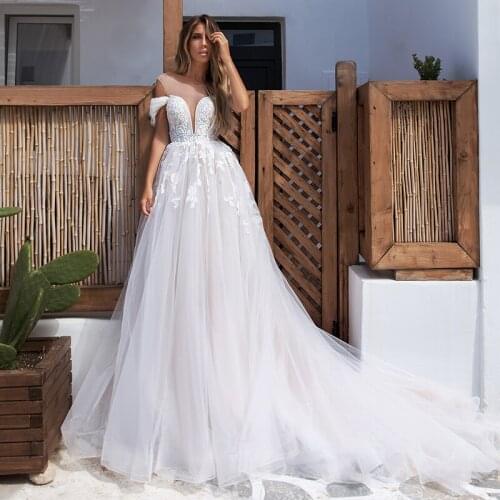 Boho Wedding Dress 2020 Elegant Lace Appliques with Tulle Wedding Gowns Off Shoulder v-neck Bride Dress Plus size Customized