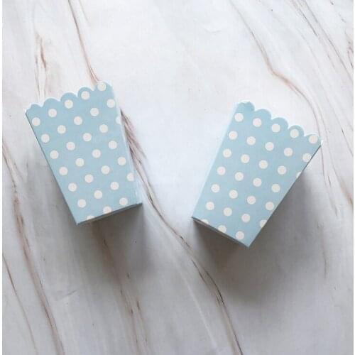Factory Wholesale High Quality White Polka Dot Popcorn Boxes Of 8 / Bags Of Food Grade Paper Custom Decorated New 2021