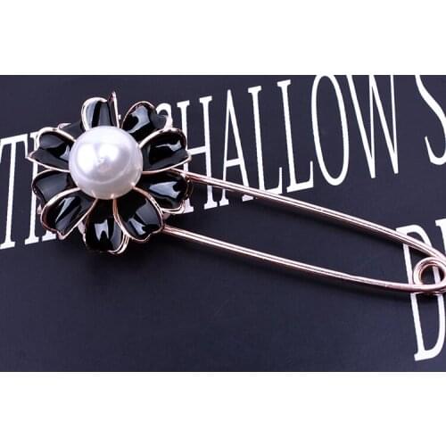 Korea wild pin collar needle shawl buckle high-grade three-circle silk scarf buckle brooch camellia silk scarf buckle brooch