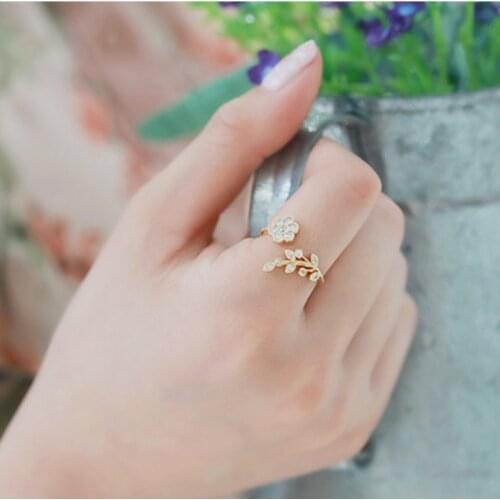 Temperament Alloy Opening Ring Adjustable Ring Champagne Leaves Fashion Leaves Flowers Female Crystal Index Finger Ring