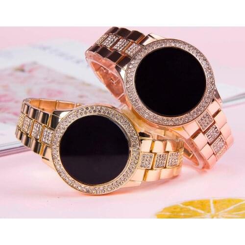 Eillysevens Ladies Gold Watch