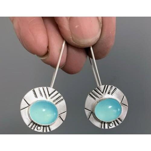 New Fashion Lotus Leaf Mint Green Stone Dangle Earrings For Women Trendy Silver Color Emboss Metal Dew Brincos Statement Earring