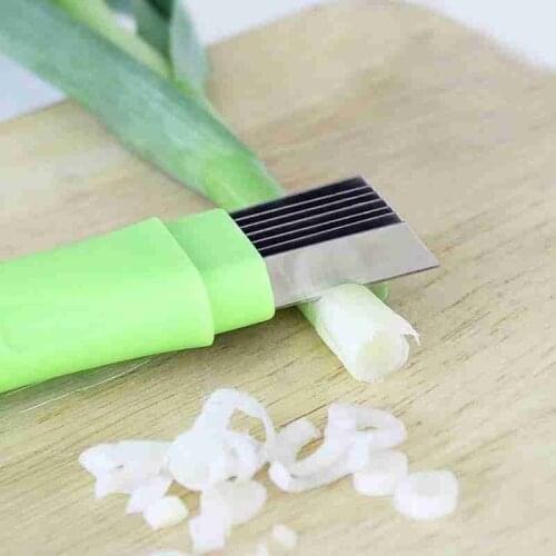 Creative Onion Cutter Knife Graters Vegetable Slicer Onion Shredder Portable Kitchen Cooking Tools Onion Cutter Knife Graters