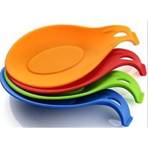 100 PCS small size Attractive Silicone Spoon Insulation Mat Placemat Drink Glass Coaster Tray 37g