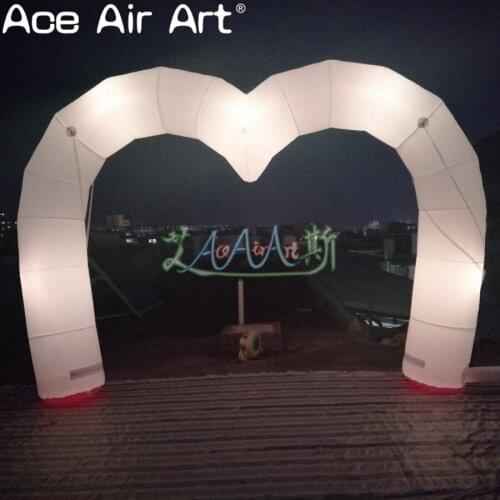 Color changing inflatable heart shaped archway entrance inflatable love heart arch for wedding/Valentines Day decoration