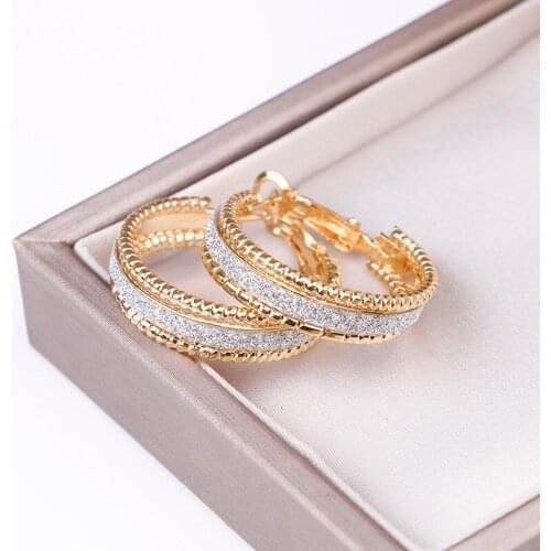 2020 New Gold Color Small Hoop Earrings for Women Round 25mm Shining Fashion Jewelry Womens Ear Accessories