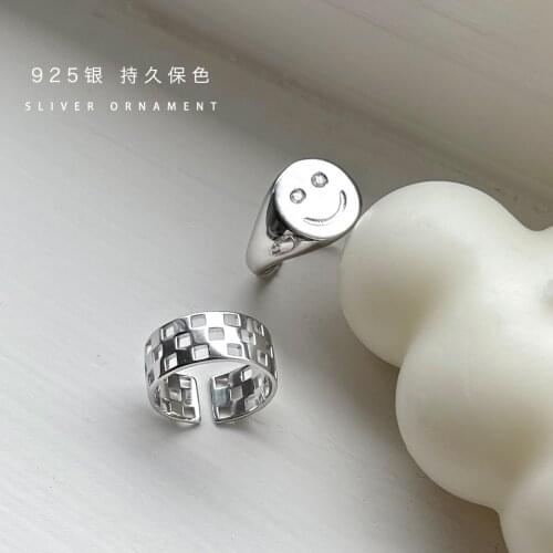 Smiling face round card 925 sterling silver ring female grid hollow ins wind simple temperament high sense European trend ring