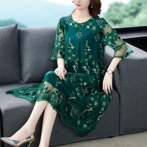 Large Size Mesh Embroidery Flower Dress Female 2021 New Summer High-End Temperament Ladies Loose Light Luxury Runway Robes y1568