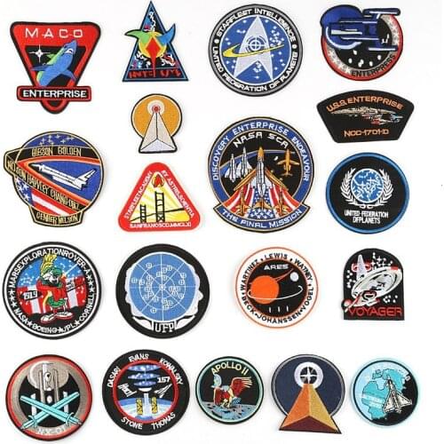 Round UFO Rocket Patch Shark Astronaut Space Patch Iron On Embroidered Patches For Clothes Stickers Stripe Appliques Decor