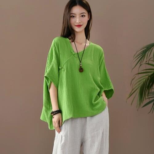 Summer 2020 new pullover shirt womens Retro button V-neck bat top short sleeve T-shirt cotton and linen oversize tee