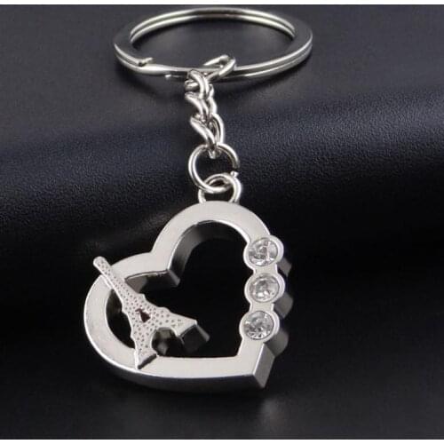 Creative Metal Paris Tower Heart-shaped Keychain Activity Gift Mini Eiffel Tower Personality Pendant SN1418
