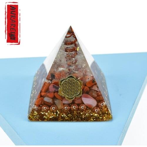 Red Agate Healing Resin Crystal Orgone Pyramid With White Crystal Improve Mental Power And Spirituality Enhance Memory Orgonite