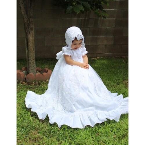 Gown with Bonnet Long Christening Gowns Appliqued Pearls Baptism Dresses With Bonnet First Communication Dress Custom