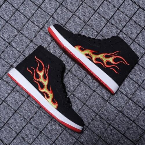 YIQITAZER 2018 Fashion Casual Fire Blue Embroider Boots Man shoes,Round Toe High Quality Winter Ankle Formal Man Shoes Black