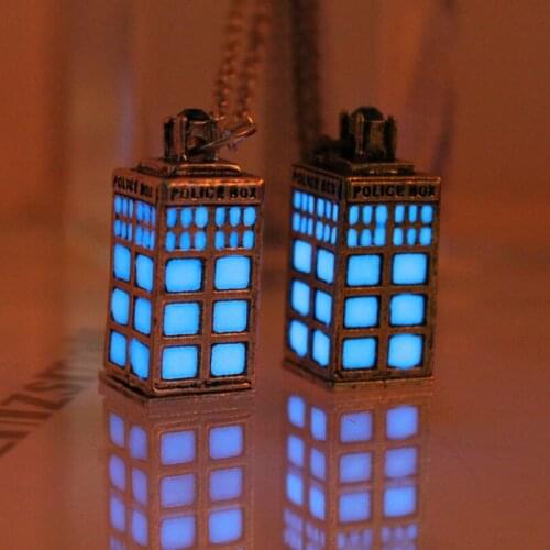 Necklace Pendant British police box Time Lord Necklaces GLOW in the DARK Women Men boys Gift