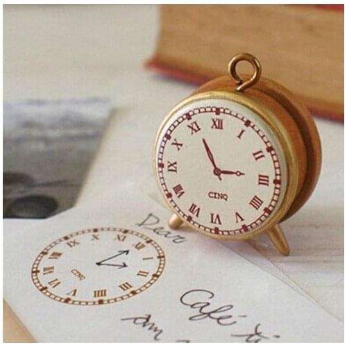 Zakka| Japanese creative Decole retro compact clock alarm clock shape wooden seal