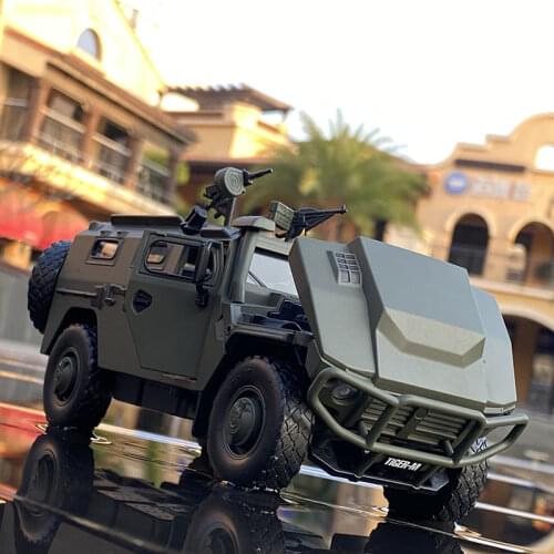 1:32 SPM-2 Russian Tiger Modified Armored Vehicle simulation Alloy model Diecasts Military armored vehicle Toy Model Kids Gift