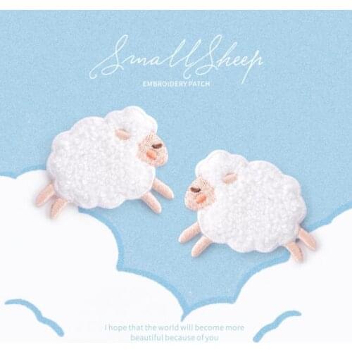 1PC Fluffy Sheep Cartoon Patches Clothes Embroidered Iron On Applique Stickers Animals Patchwork For Kids Baby Hats Coats DIY