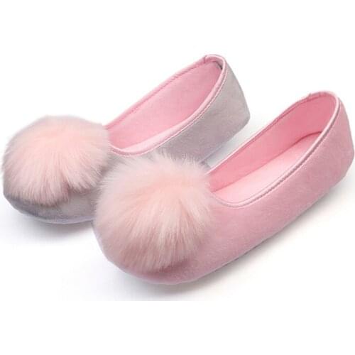 Dropshipping 2018 Hot Sale Women Indoor Shoes Home Slippers Spring Autumn Warm Flannel Soft Sweet Slippers Comfortable Pregnant