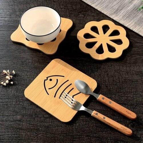 Kitchen Bamboo Hollow Wooden Coaster Thick Anti-scalding Cartoon Insulation Pad Table Mat Non-slip Pot Mat Bowl Mat Tray Mat