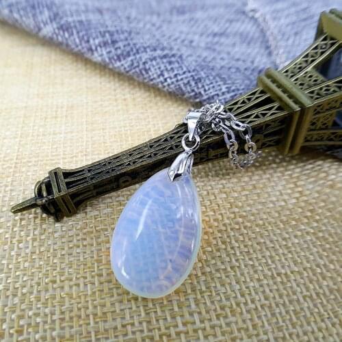 Natural Crystal Fashion Alloy + Opal Drop Pendant Necklace Womens Gift Clavicle Chain Jewelry Party Party Costume Accessories