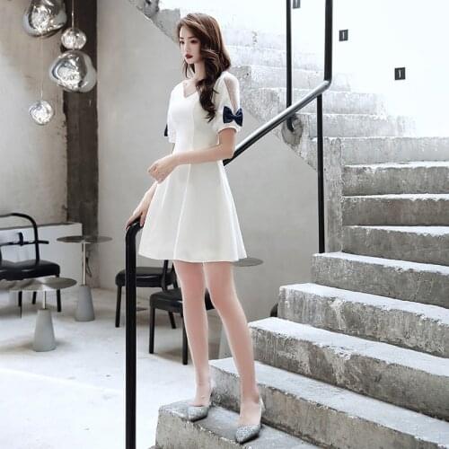 Bridesmaids Dresses Vintage Short V-Neck Bow Lace Jersey Knee-Length Luxury White A-Line Elegant Women Wedding Party Gown E682