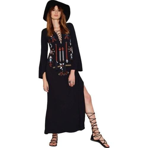 2019 Summer and Autumn Ethnic Style V-neck Dress Women Vintage Embroidery Floral Dresses Casual For Holiday