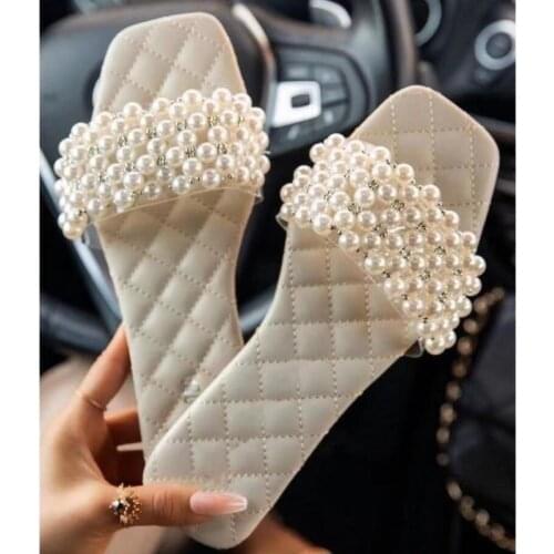 Summer Women Summer Flat Shoes Fashion Pearl Flat Bottom Non-slip Outdoor Ladies Sandals Sexy Beach Fashion Slides