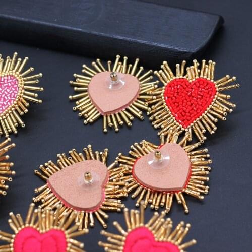 Fringed heart shaped earrings Ms. beauty earrings Fashion temperament wild dance travel commemorative rice beads earrings 600