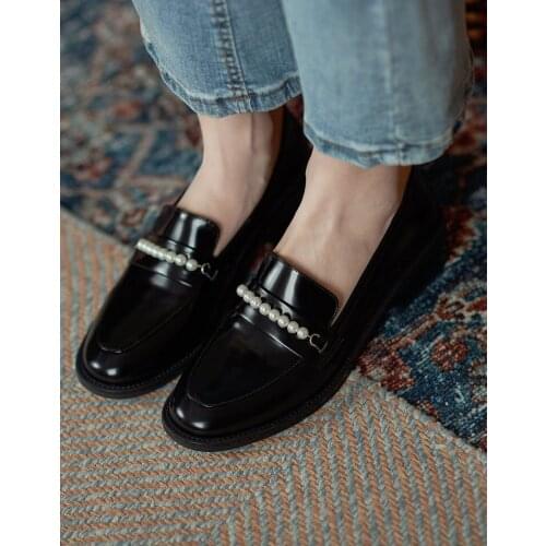 EshtonShero New Womens Shoes Low Heels Shoes Classic Genuine Leather Summer String Bead Platform Sexy Fashion White Women Flat