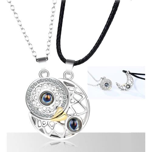 2pcs Magnetic Distance Couple Necklace for Lovers 100 Languages I Love You Projection Pendant Necklace Love Wedding Necklace