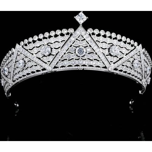 EillyRosia Wedding Hair Accessories Classic 3A Zirconia Design Bridal Crown Engagement Hair Jewelry Vintage Tiaras for Queen