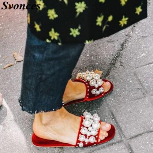 Svonces New Fashion Brand Pearl Beaded Slippers Shoes Red Velvet Flat Mules Comfortable Open Toe Women Slides Sandals Summer